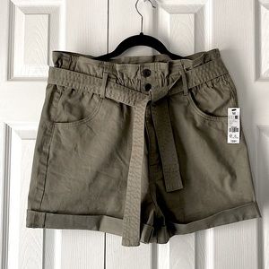 NWT Khaki green high waist shorts size M